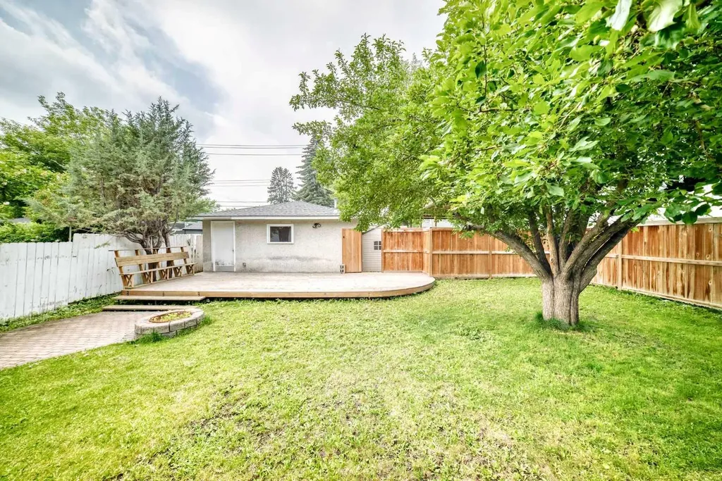 6441 18a Street SE Calgary AB T2C 0N4