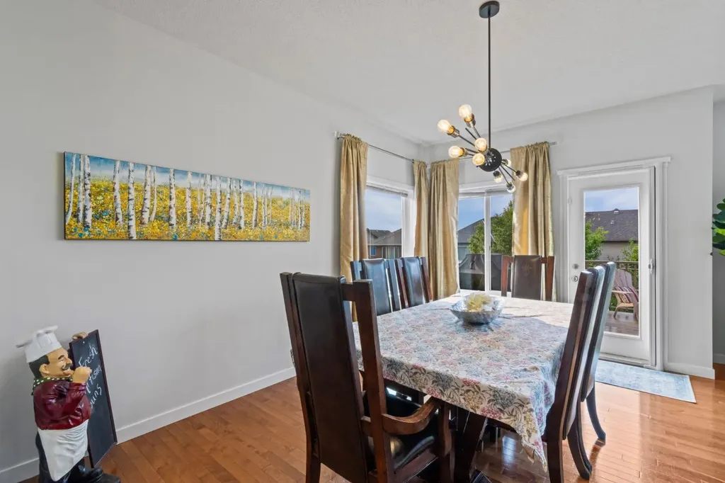 173 Cranarch Close SE Calgary AB T3M 0T9