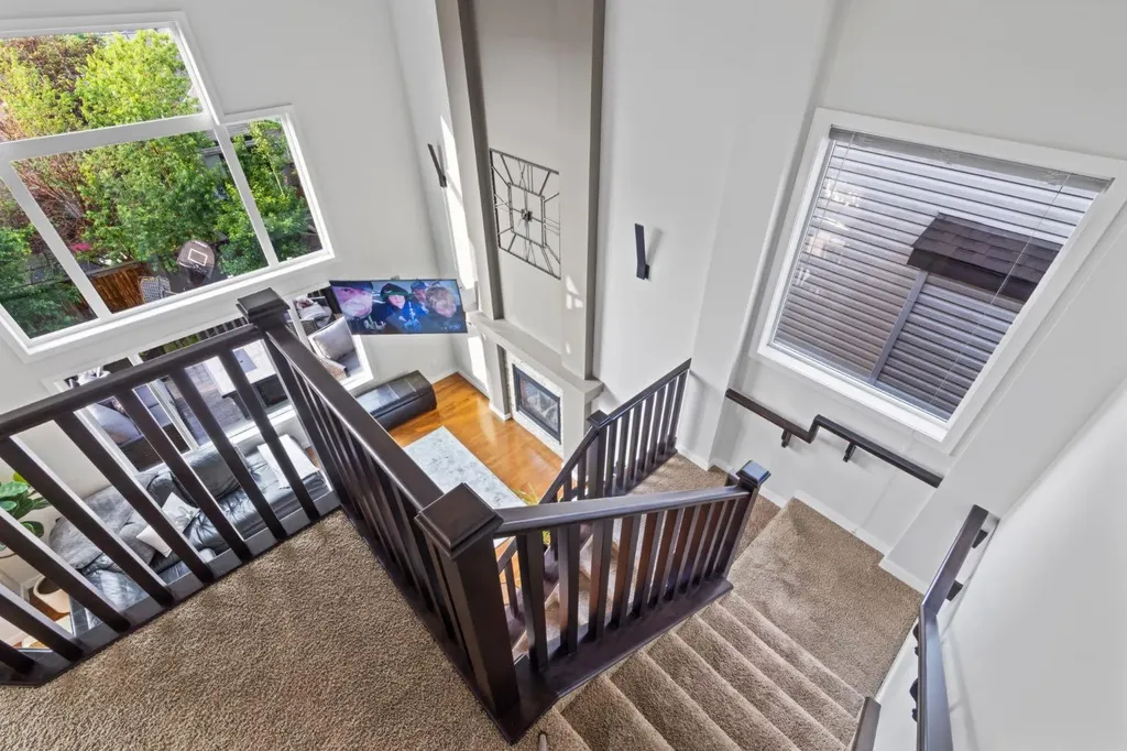 173 Cranarch Close SE Calgary AB T3M 0T9