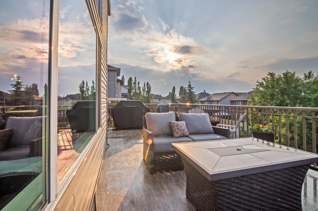 173 Cranarch Close SE Calgary AB T3M 0T9