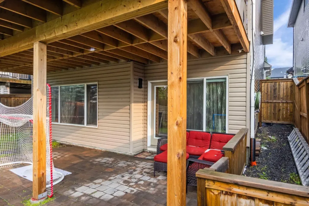 173 Cranarch Close SE Calgary AB T3M 0T9