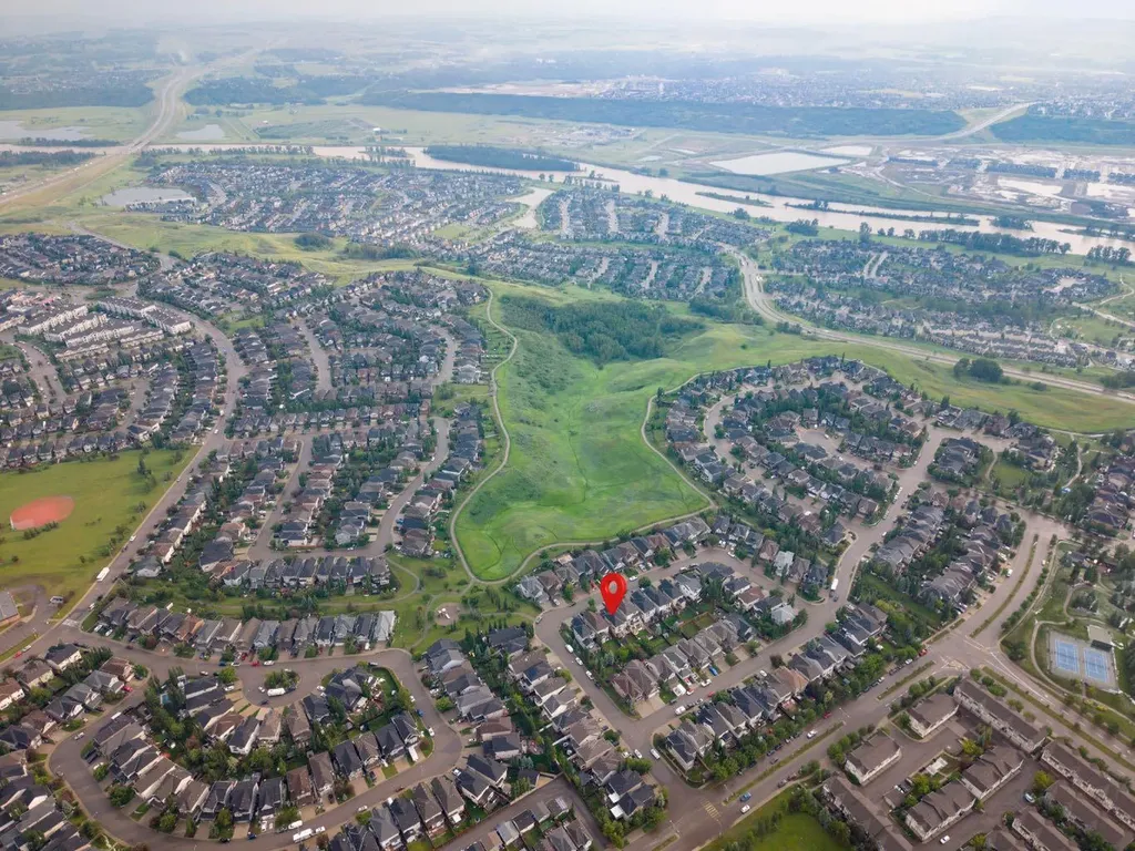 173 Cranarch Close SE Calgary AB T3M 0T9