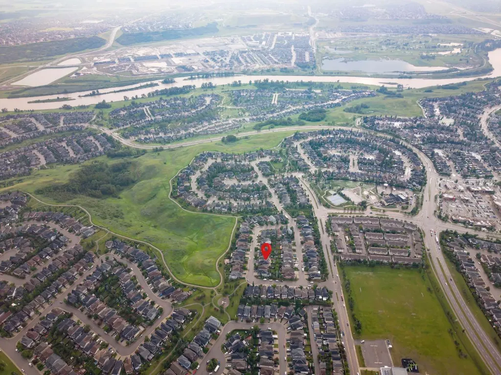 173 Cranarch Close SE Calgary AB T3M 0T9