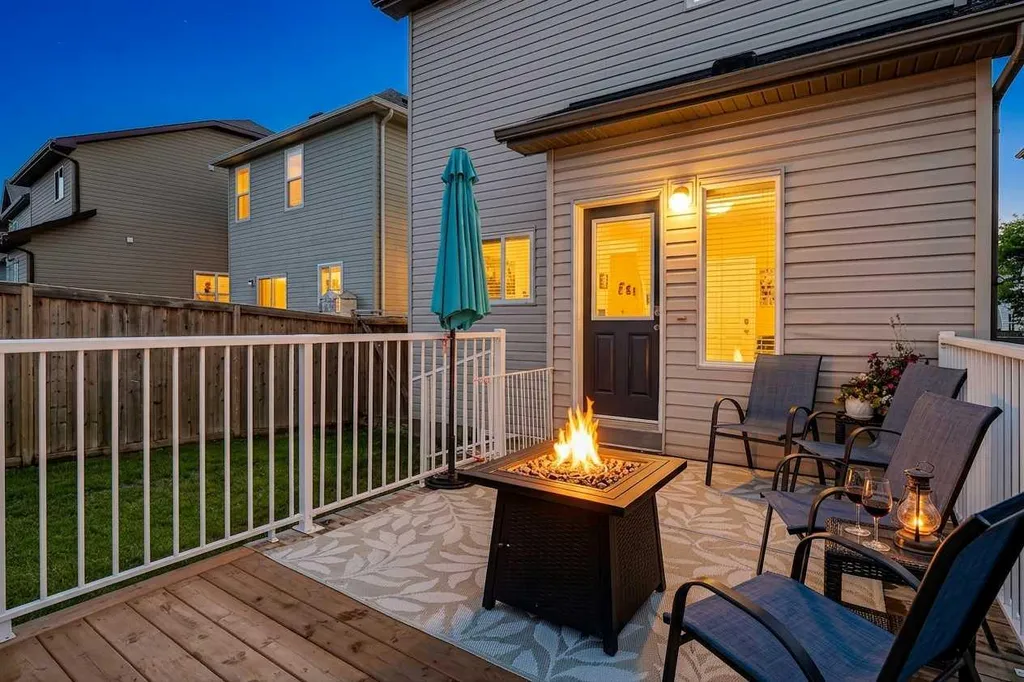 325 Cimarron Vista Way Okotoks AB T1S 0J6