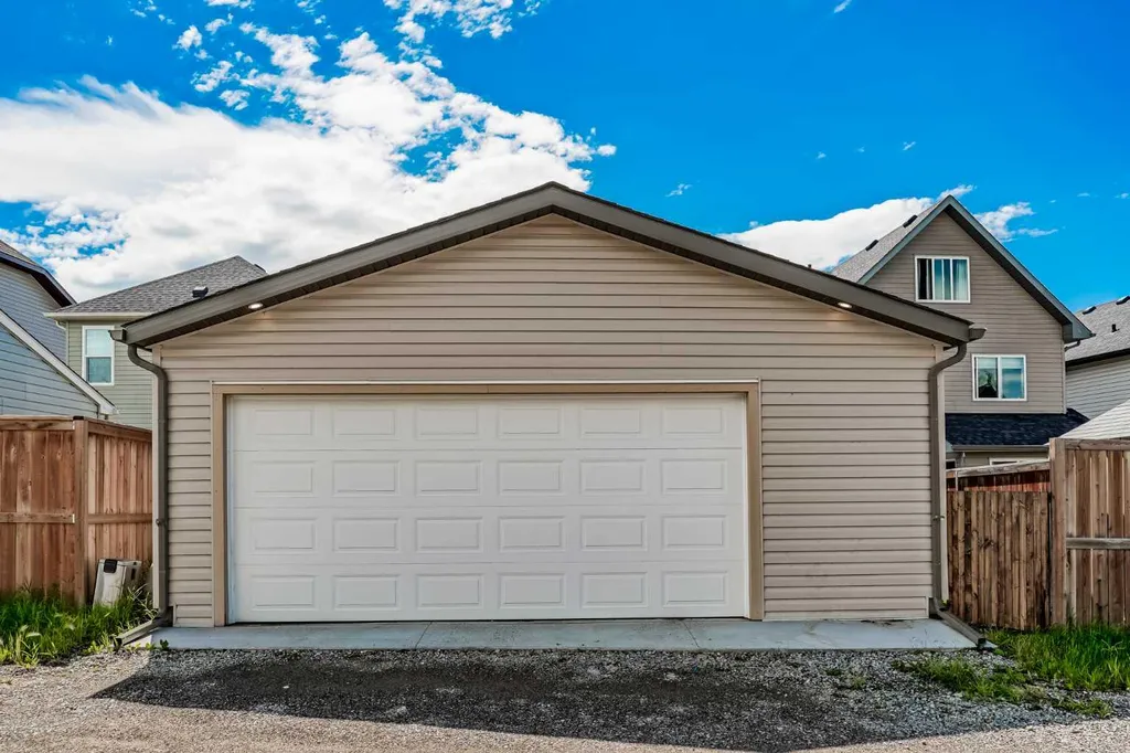 325 Cimarron Vista Way Okotoks AB T1S 0J6