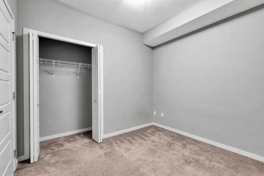 6703 New Brighton Avenue SE Calgary AB T2Z 5C8