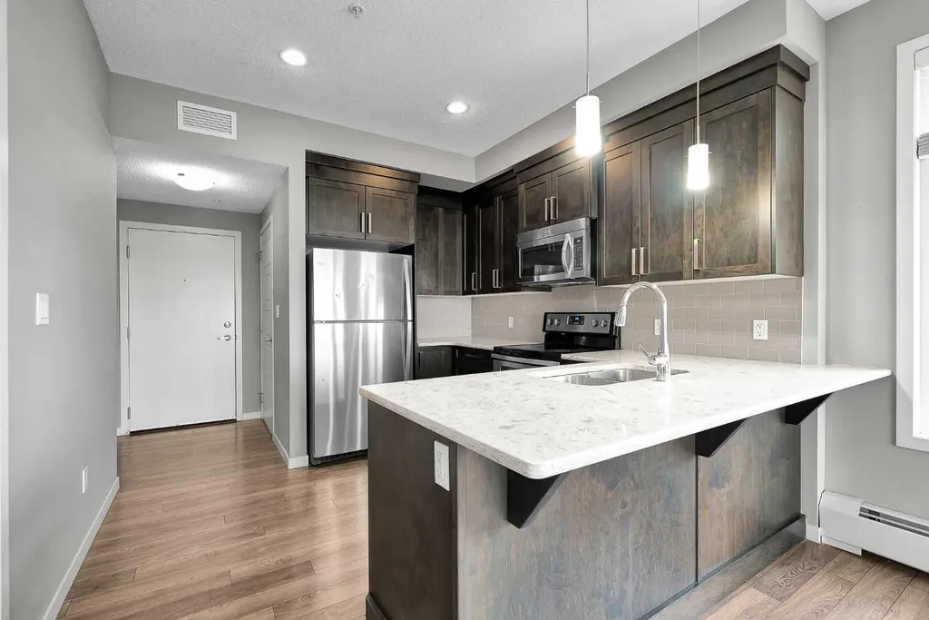 6703 New Brighton Avenue SE Calgary AB T2Z 5C8