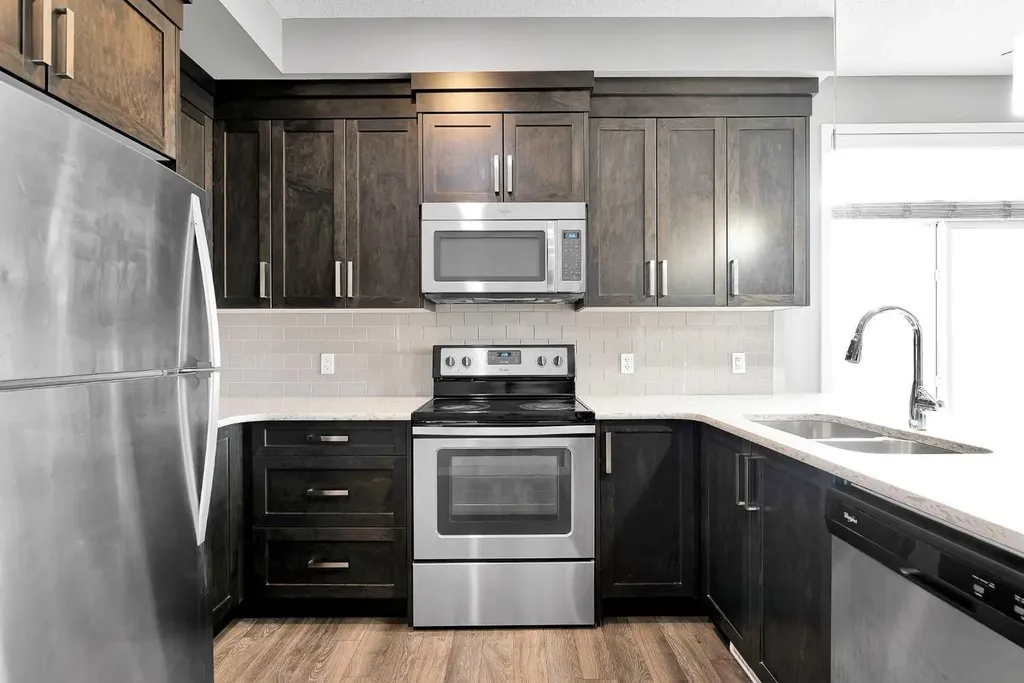 6703 New Brighton Avenue SE Calgary AB T2Z 5C8