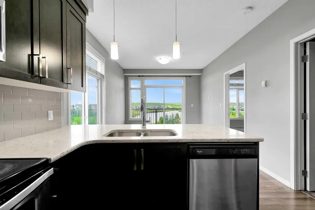 6703 New Brighton Avenue SE Calgary AB T2Z 5C8