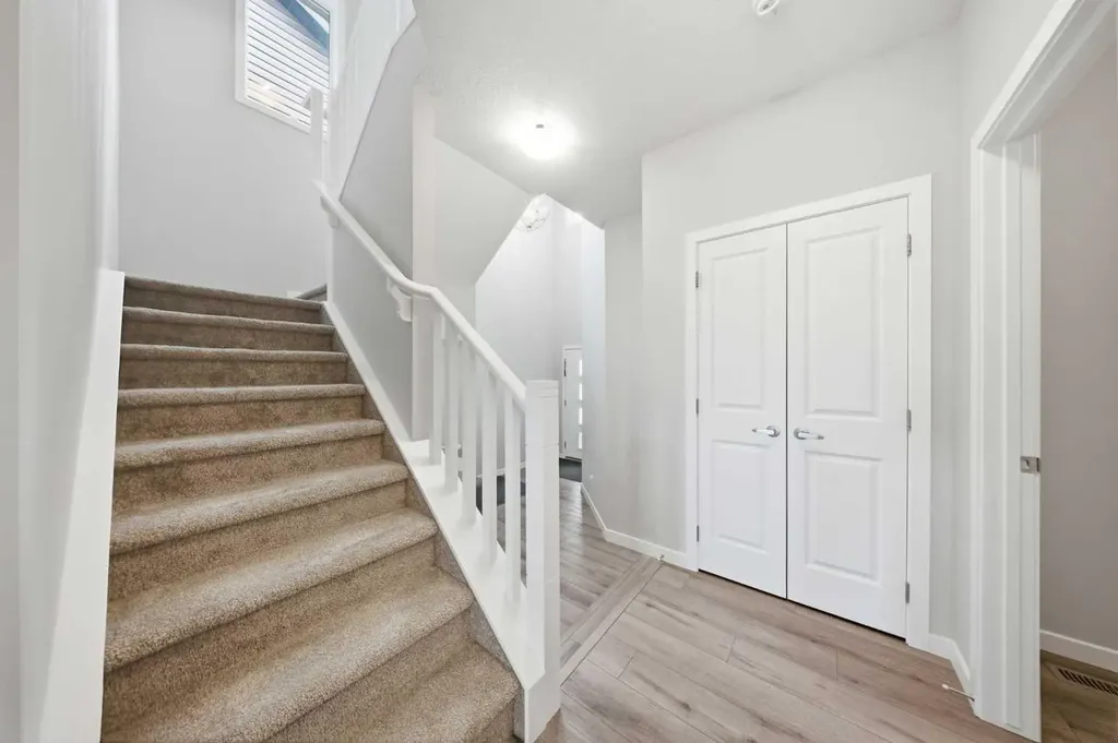 234 Carringsby Way N Calgary AB T3P 1T5