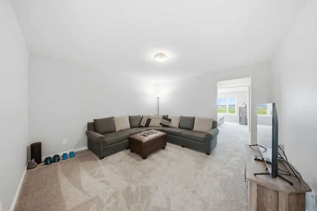 234 Carringsby Way N Calgary AB T3P 1T5