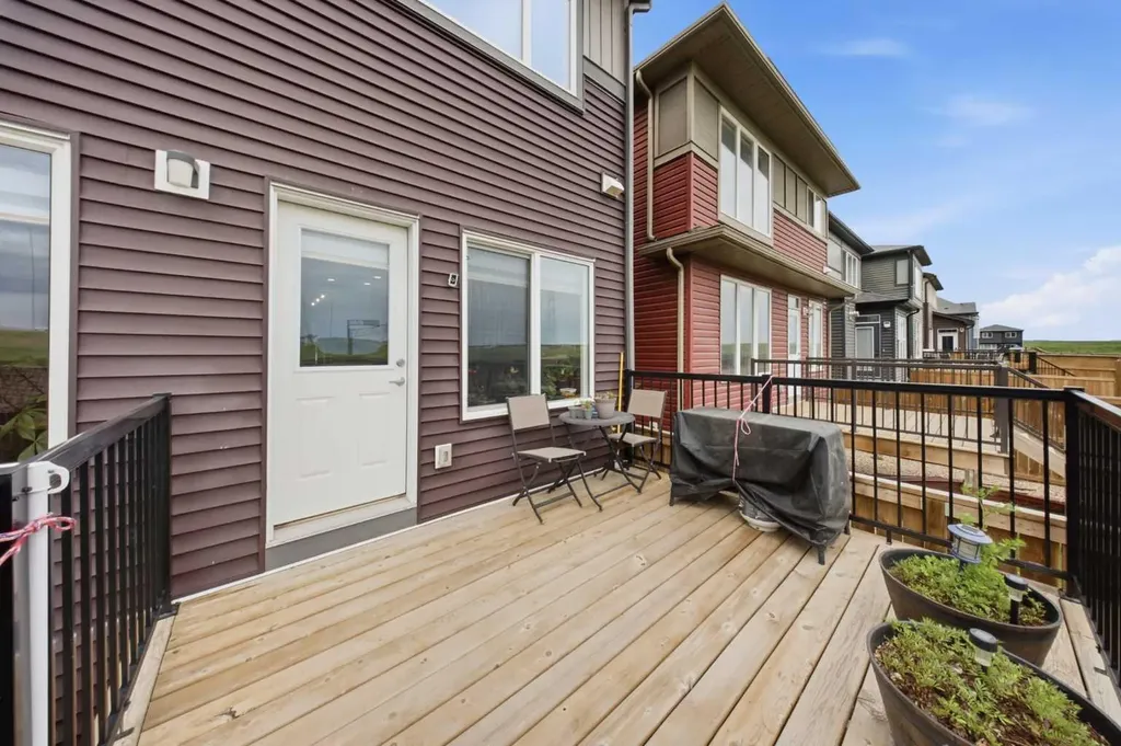 234 Carringsby Way N Calgary AB T3P 1T5