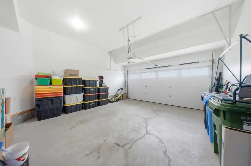 234 Carringsby Way N Calgary AB T3P 1T5