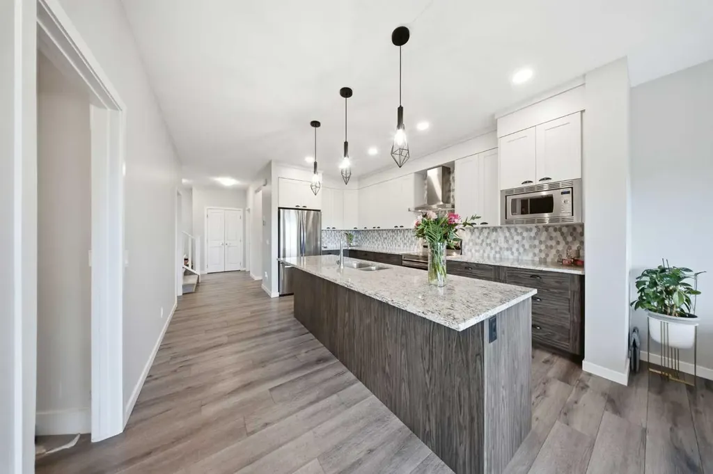 234 Carringsby Way N Calgary AB T3P 1T5