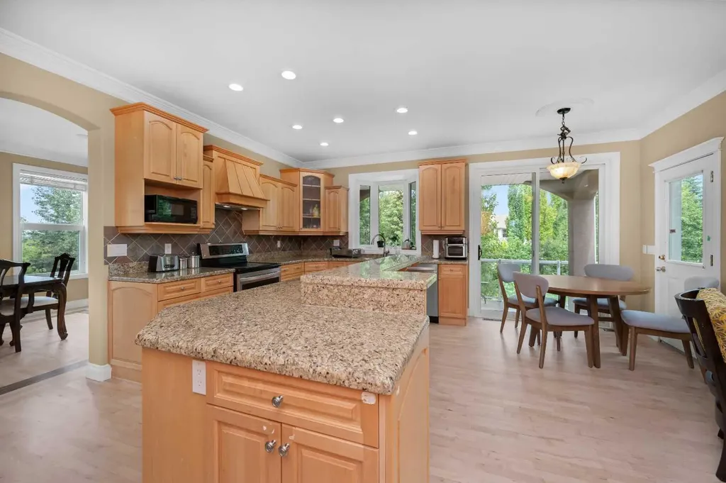 43 Villosa Ridge Drive NW Rural Rocky View County AB T3Z 3B1