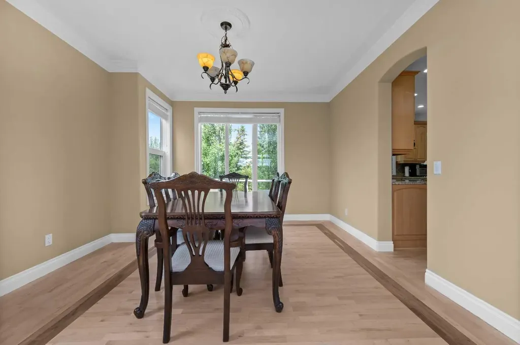 43 Villosa Ridge Drive NW Rural Rocky View County AB T3Z 3B1