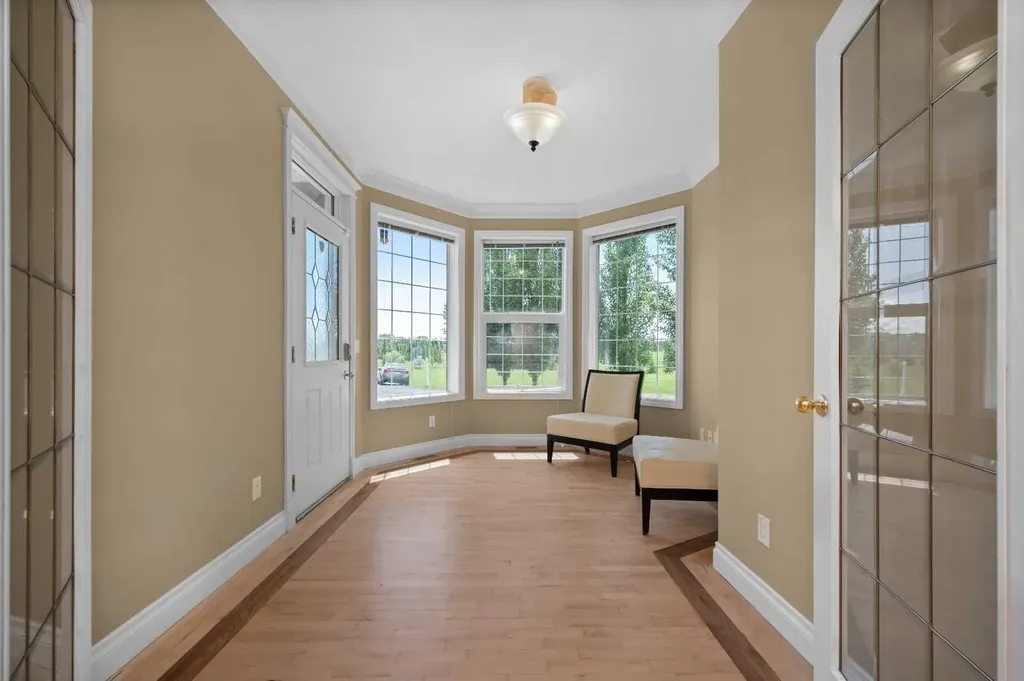 43 Villosa Ridge Drive NW Rural Rocky View County AB T3Z 3B1