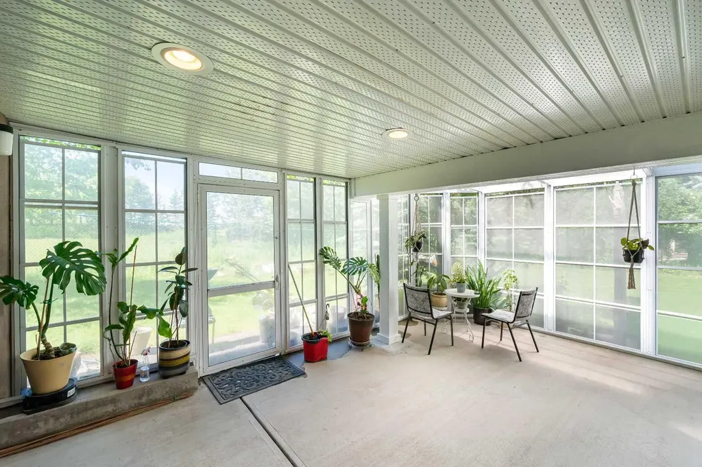 43 Villosa Ridge Drive NW Rural Rocky View County AB T3Z 3B1