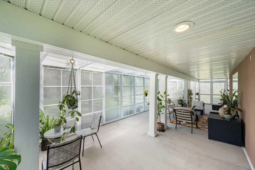 43 Villosa Ridge Drive NW Rural Rocky View County AB T3Z 3B1