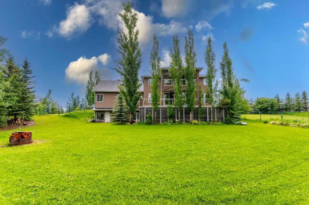 43 Villosa Ridge Drive NW Rural Rocky View County AB T3Z 3B1