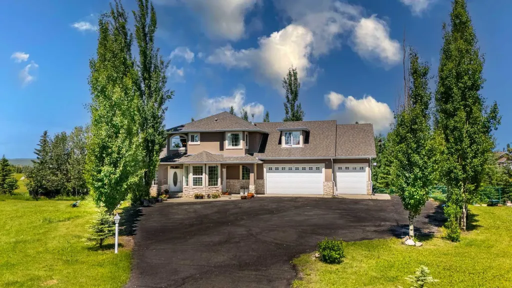 43 Villosa Ridge Drive NW Rural Rocky View County AB T3Z 3B1