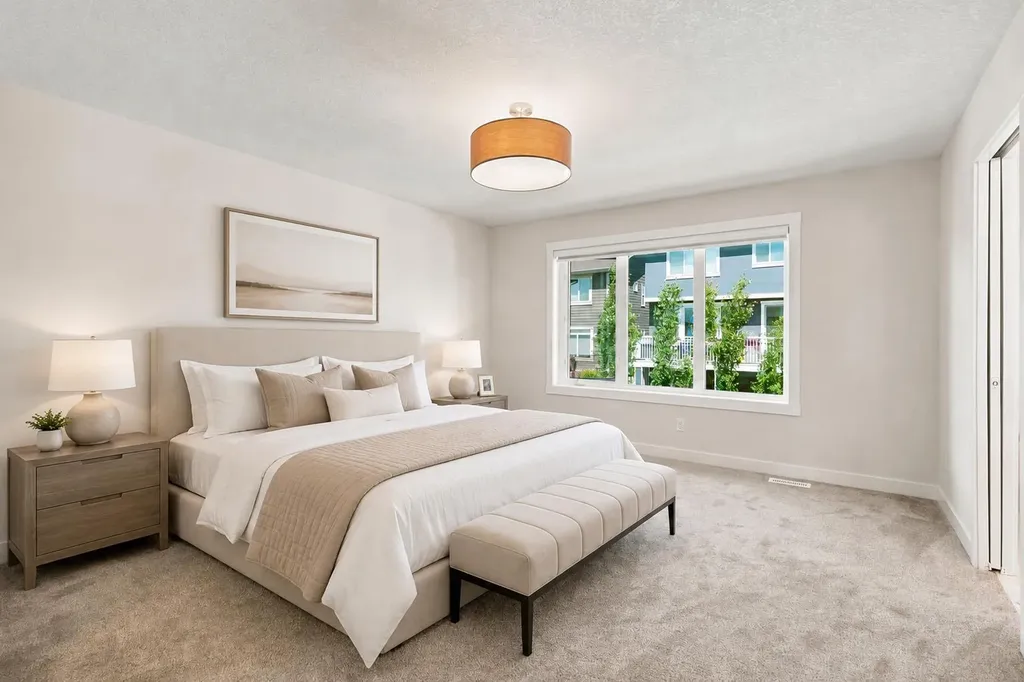 7164 11 Avenue SW Calgary AB T3H 3V5