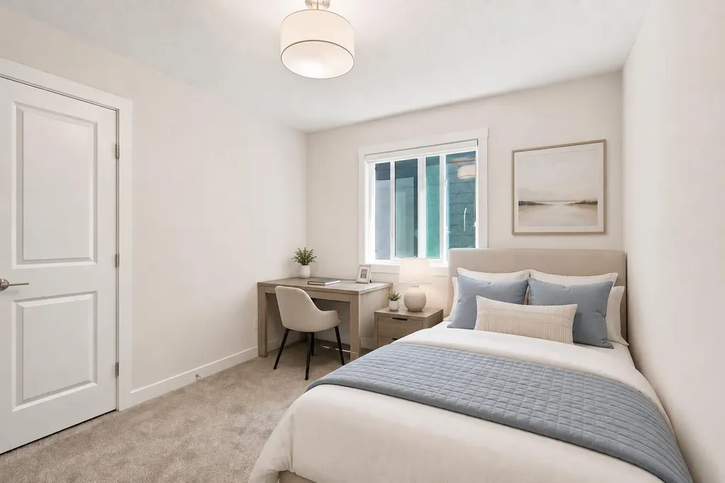 7164 11 Avenue SW Calgary AB T3H 3V5