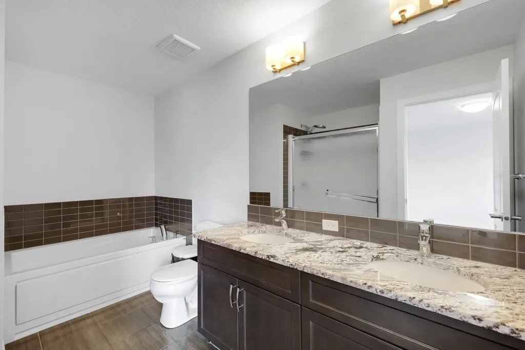 56 Corner Meadows Park NE Calgary AB T3N 1J8