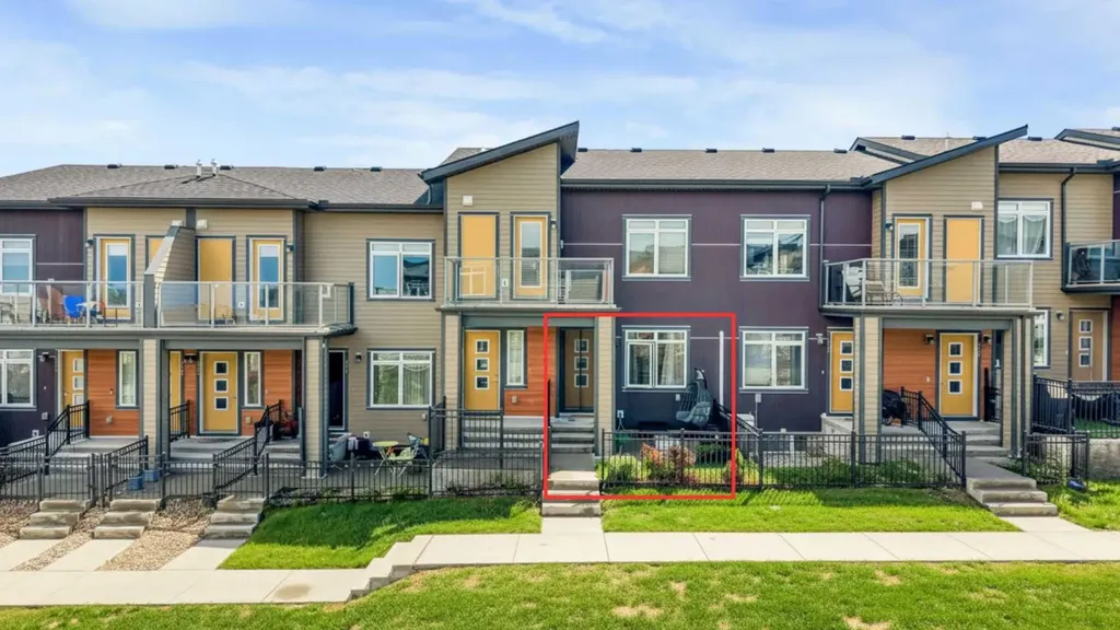 167 Sage Bluff Circle NW Calgary AB T3R 1T5