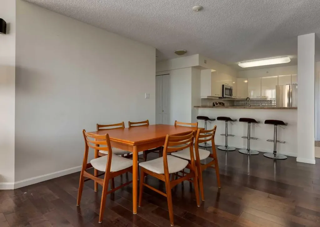 804 3 Avenue SW Calgary AB T2P 0G9