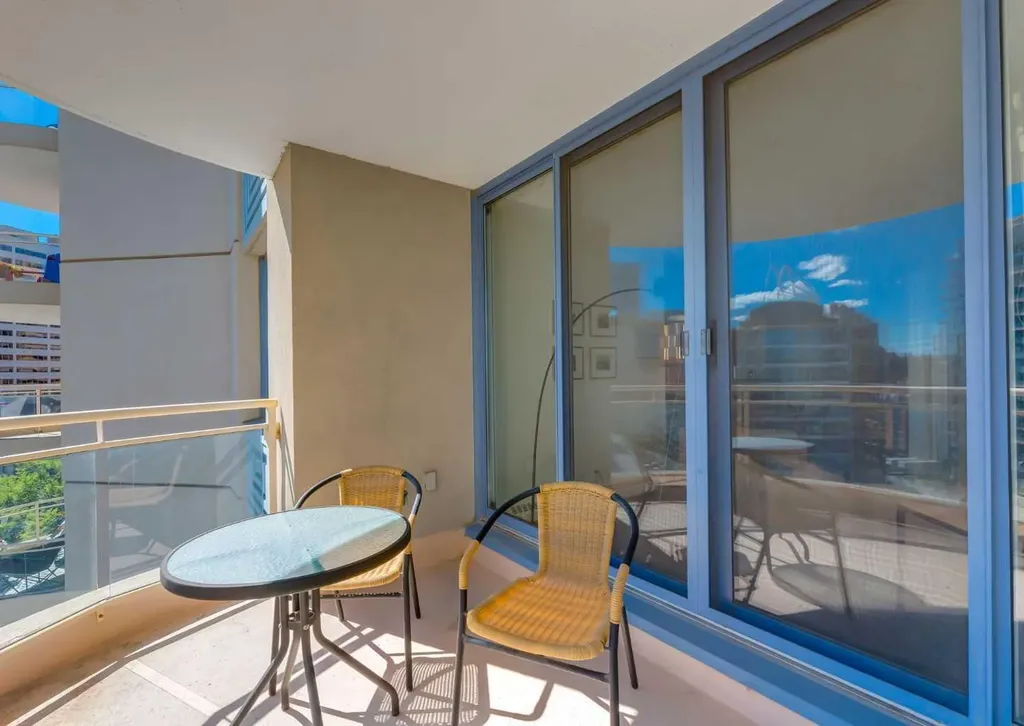 804 3 Avenue SW Calgary AB T2P 0G9