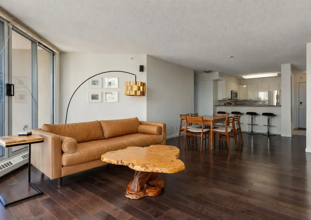 804 3 Avenue SW Calgary AB T2P 0G9