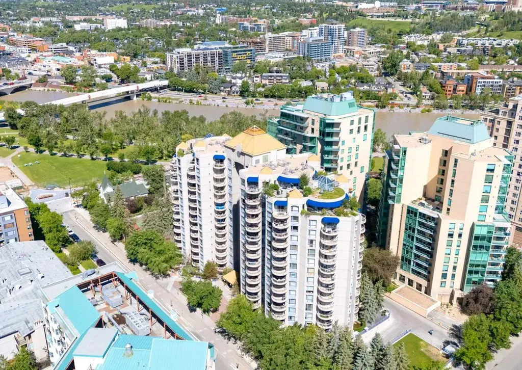 804 3 Avenue SW Calgary AB T2P 0G9