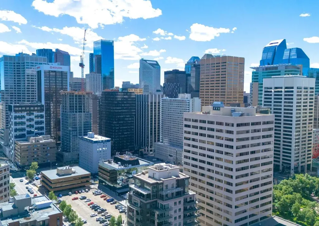 804 3 Avenue SW Calgary AB T2P 0G9