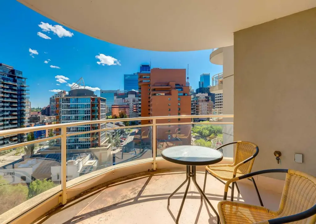 804 3 Avenue SW Calgary AB T2P 0G9