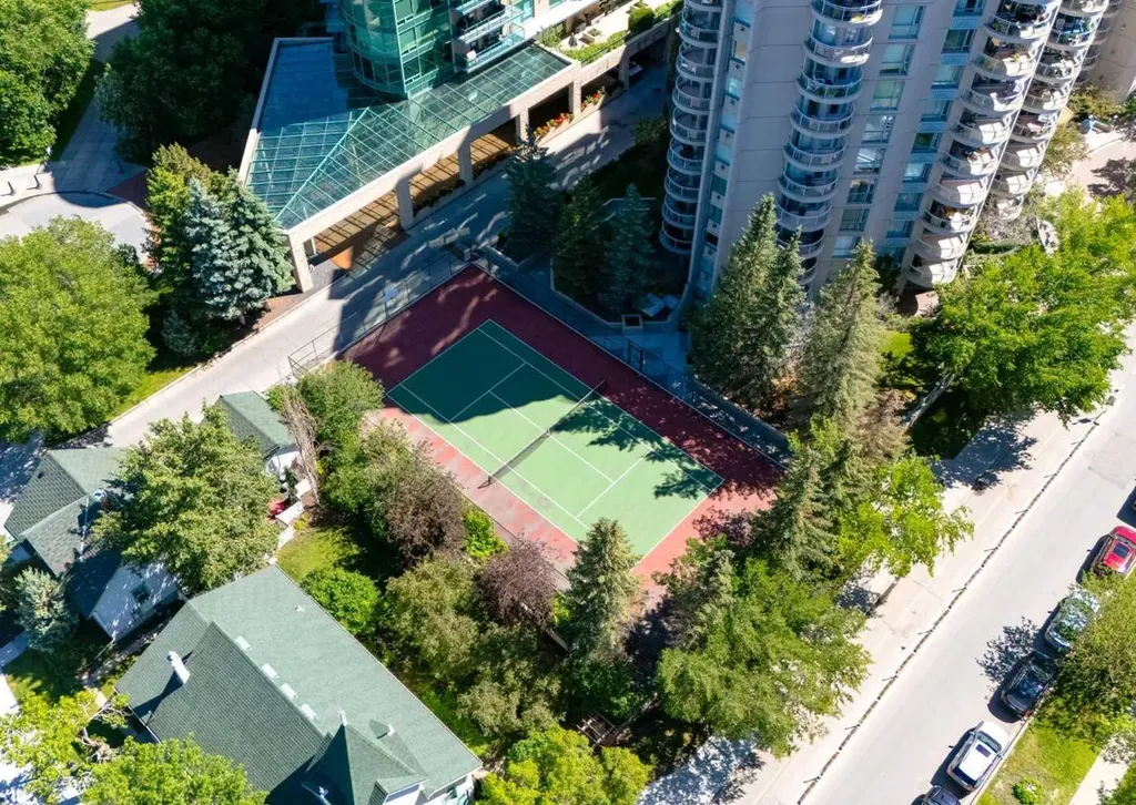 804 3 Avenue SW Calgary AB T2P 0G9
