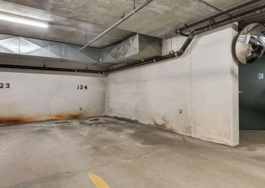 804 3 Avenue SW Calgary AB T2P 0G9