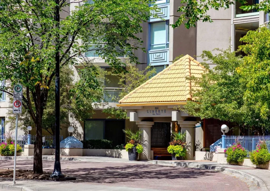 804 3 Avenue SW Calgary AB T2P 0G9