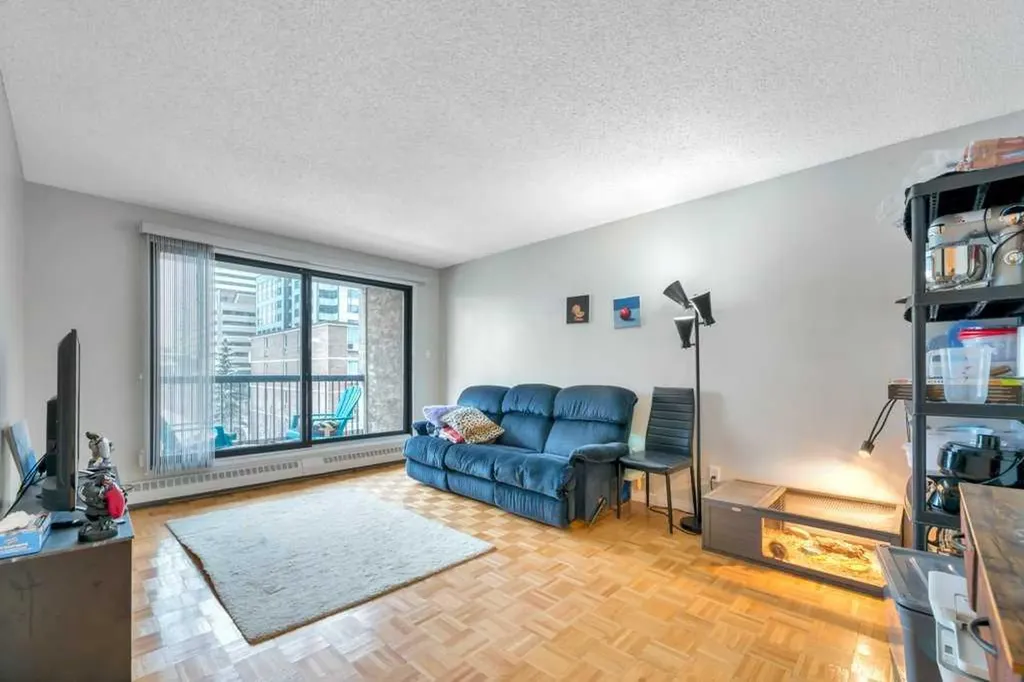 924 14 Avenue SW Calgary AB T2R 0N7