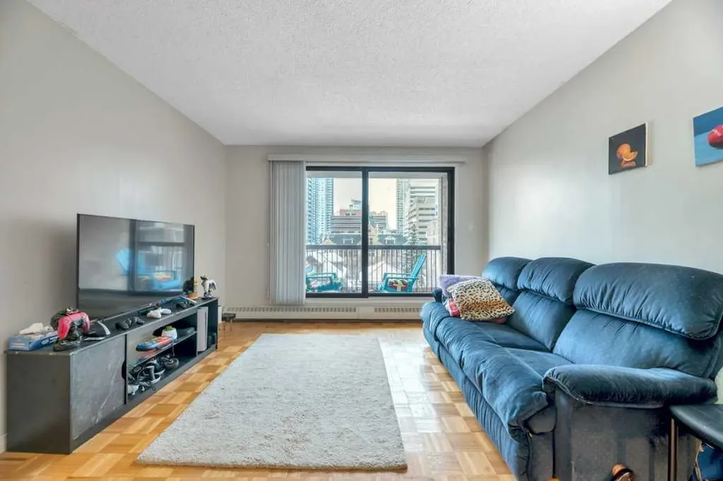 924 14 Avenue SW Calgary AB T2R 0N7