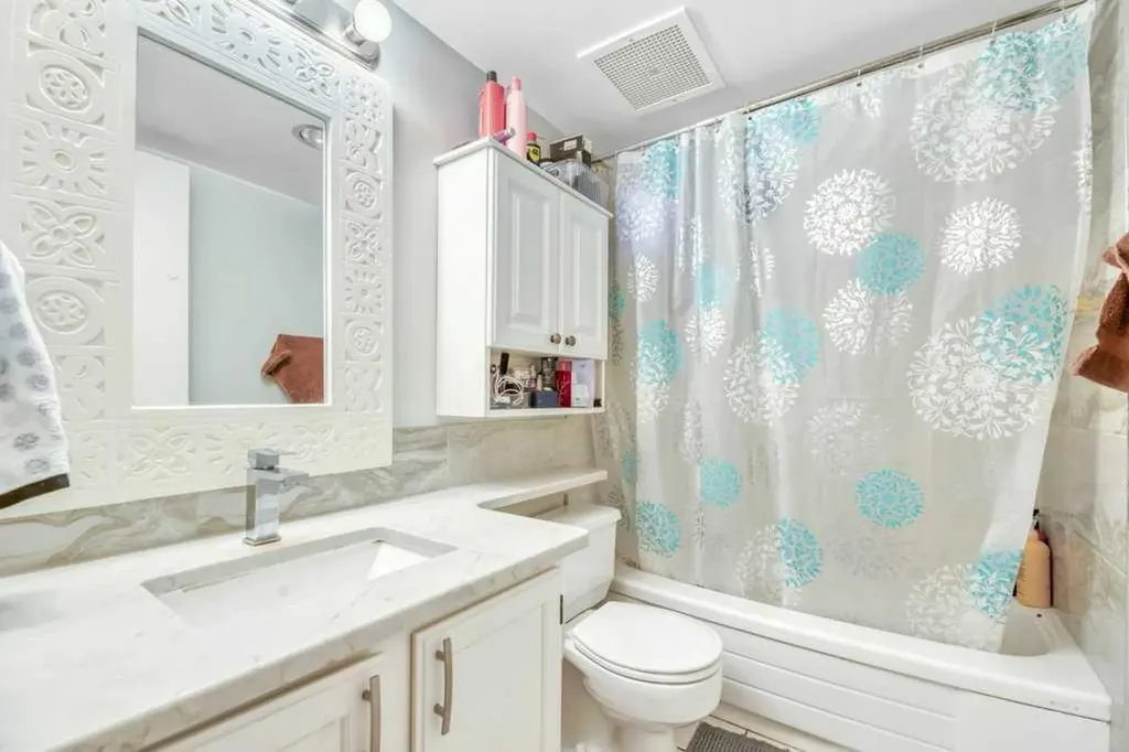 924 14 Avenue SW Calgary AB T2R 0N7