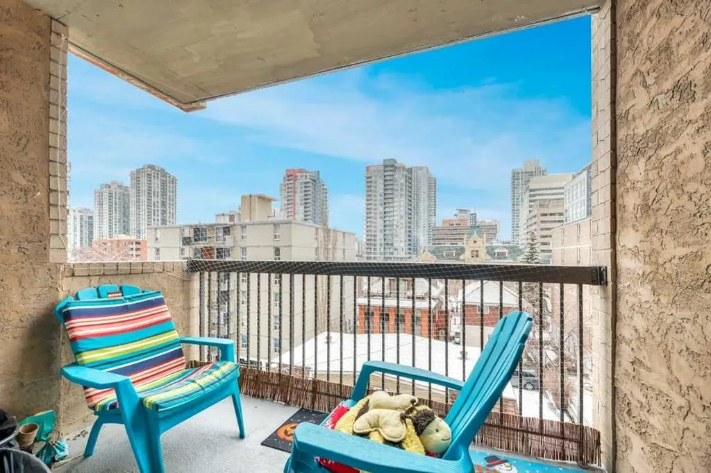 924 14 Avenue SW Calgary AB T2R 0N7