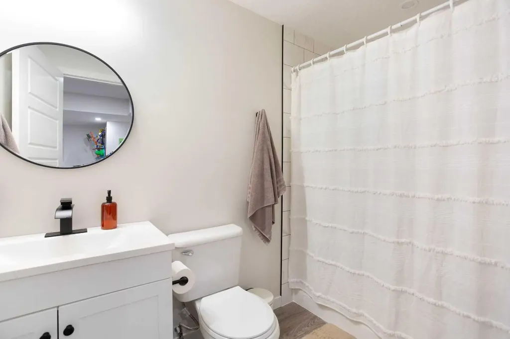 136 Highview Gate SE Airdrie AB T4A 3L6