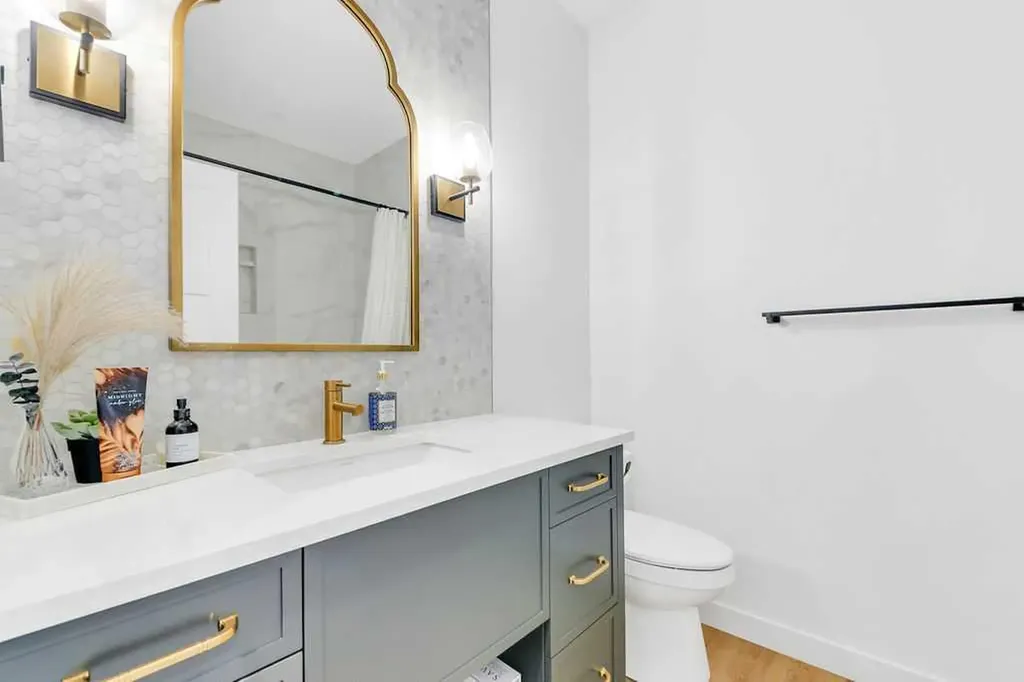 25 Garrison Place Red Deer AB T4P 0P5