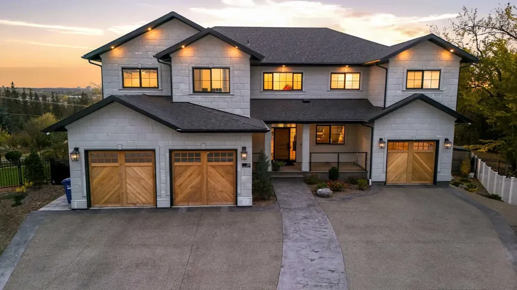25 Garrison Place Red Deer AB T4P 0P5