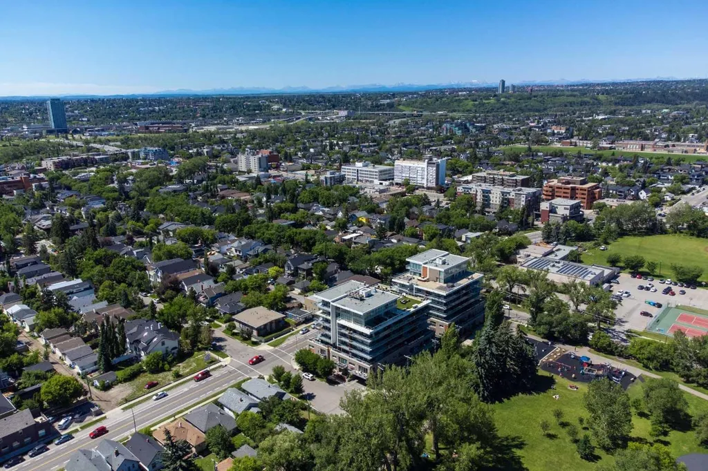 1234 5 Avenue NW Calgary AB T2N 0R9