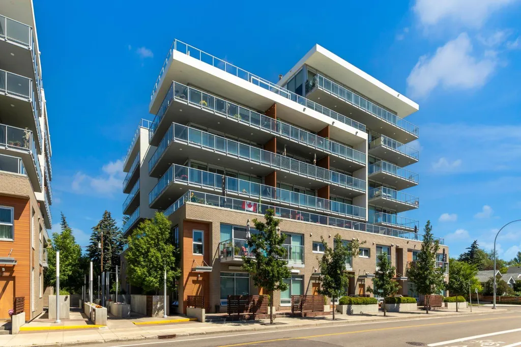1234 5 Avenue NW Calgary AB T2N 0R9