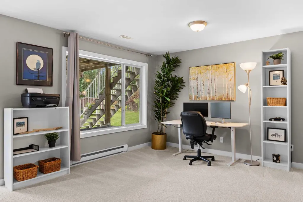 292 Tuscany Ridge View NW Calgary AB T3L 2J7