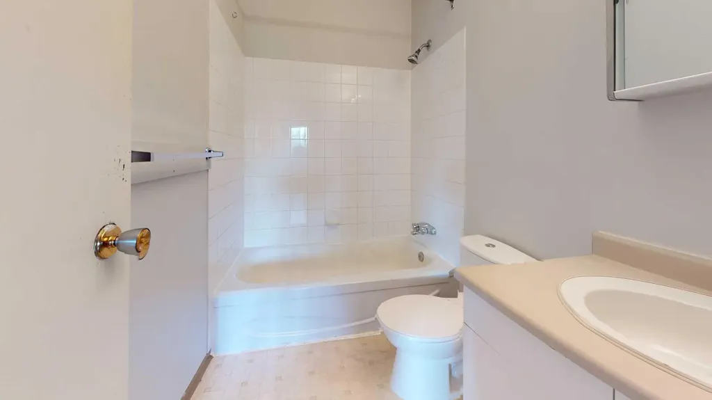 5117 44 Street High Prairie AB T0G1E0