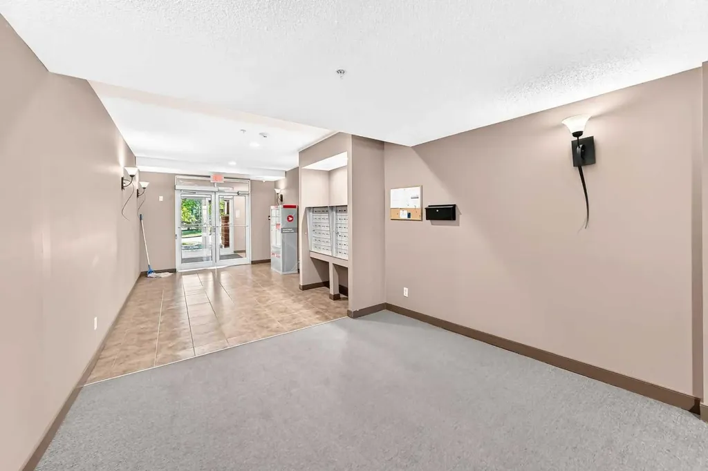 156 Country Village Circle NE Calgary AB T3K0E6